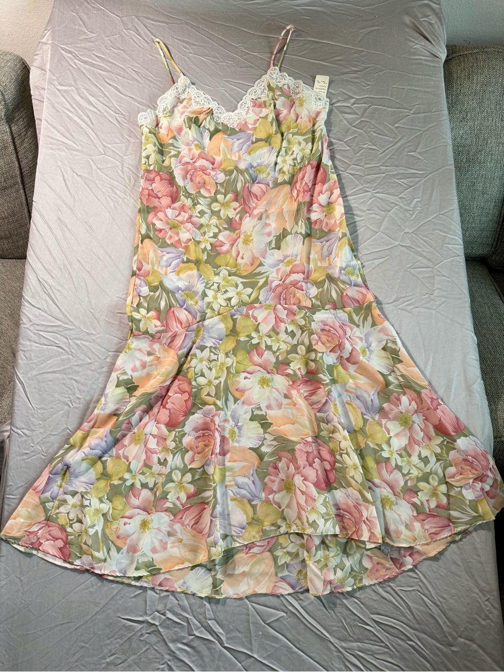 Faye Floral Lace Trim Slip in Pastel Pink Green and Peach Sz L